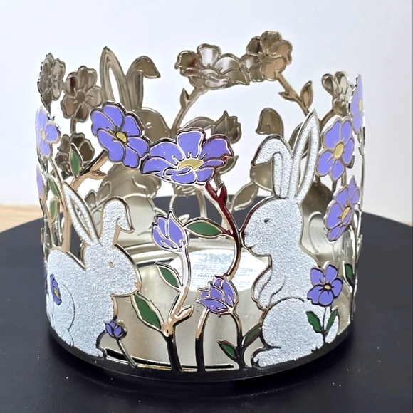 Bath & Body Works Other - Bath & Body Works Floral Bunny 3 Wick Candle Holder Nwt